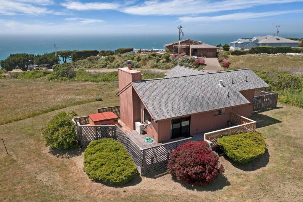 Cozy Sea View Cabin - Ocean Views - Hot Tub Manchester Екстер'єр фото
